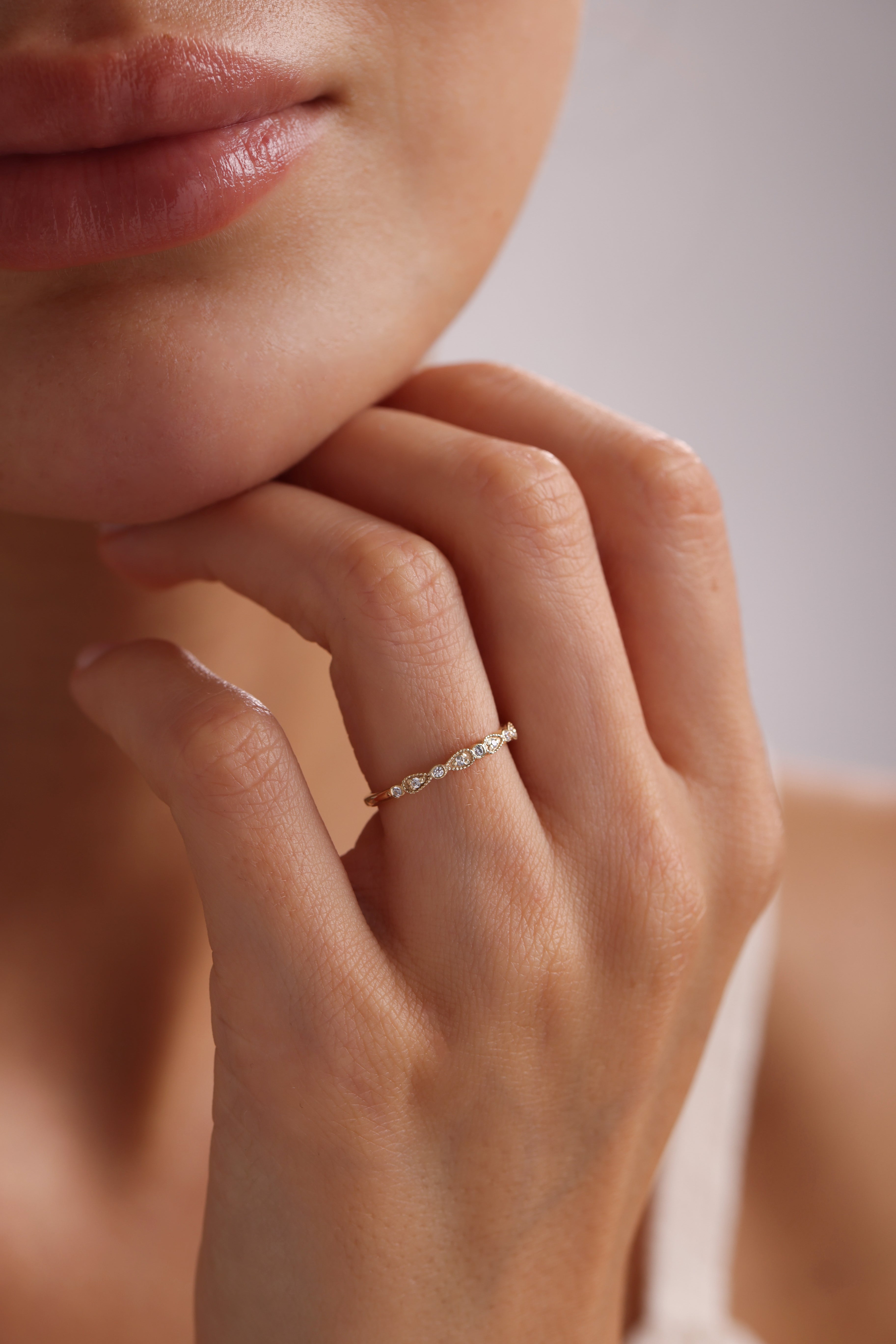 14k Gold Diamond Leaf Band Ring