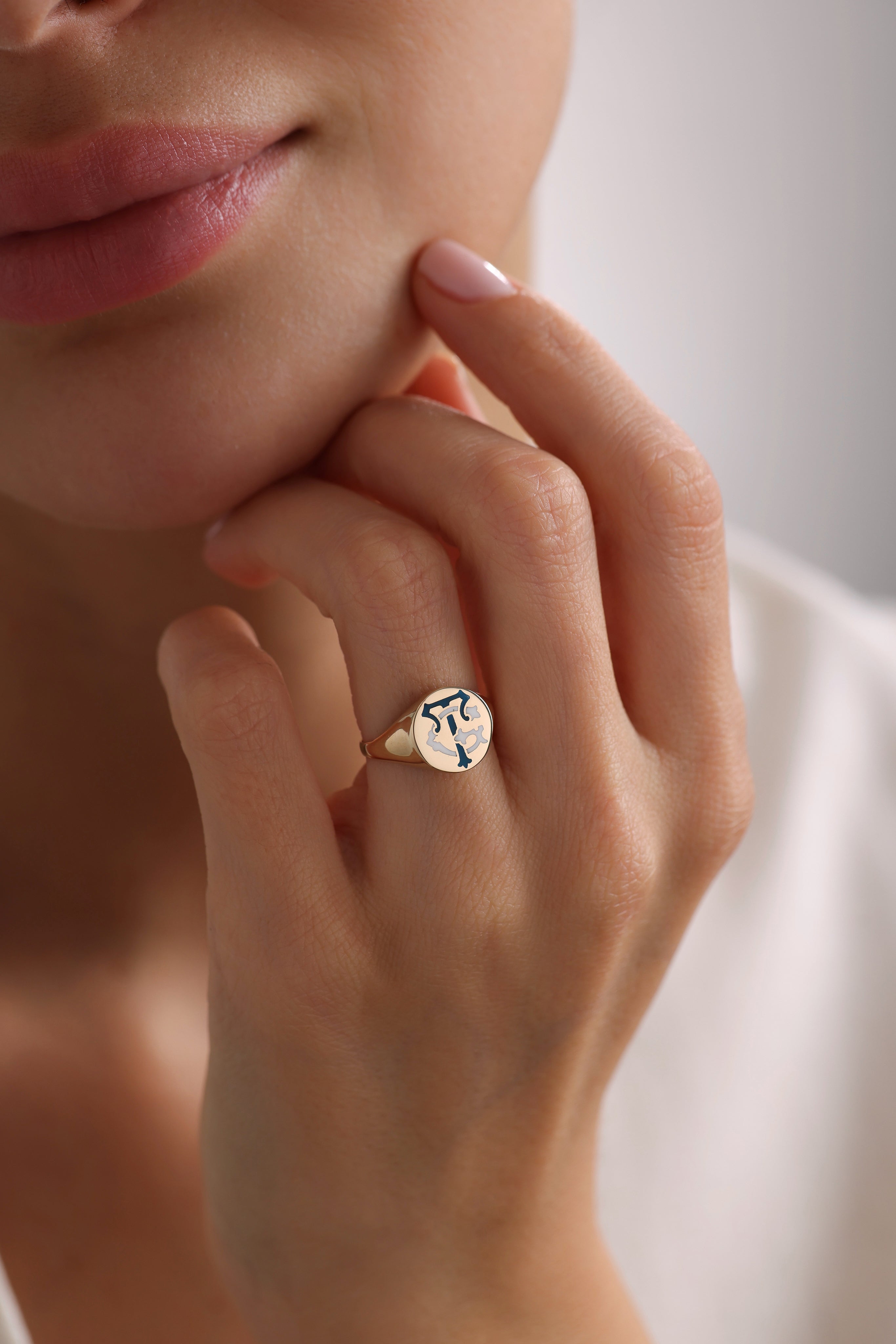 14k Gold Enamel Engraved Signet Ring