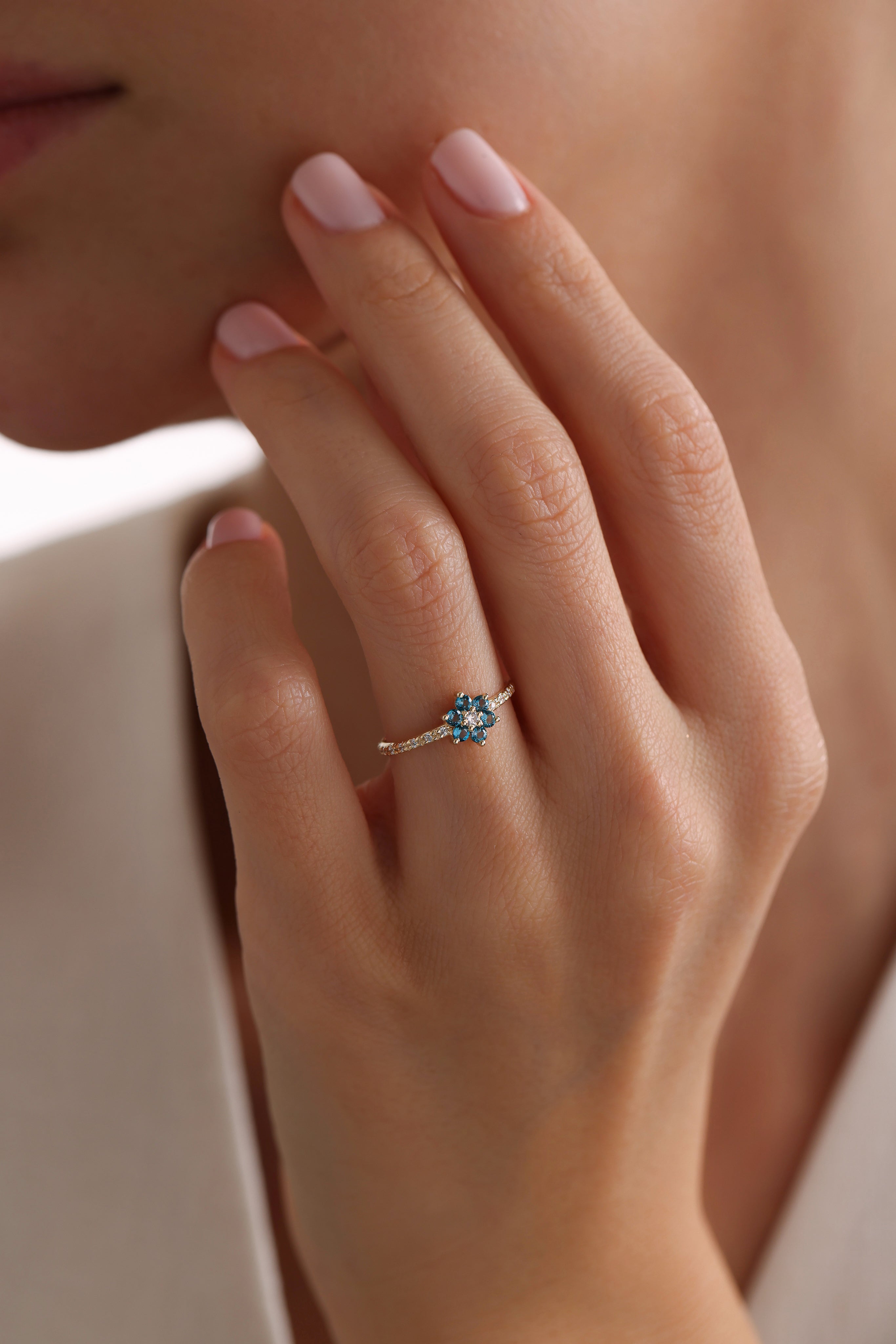 14k Gold Midnight Bloom Sapphire Ring