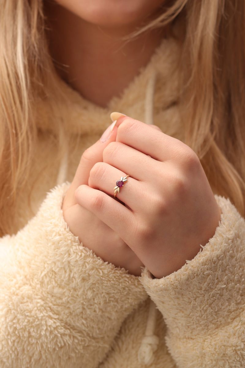 14k & 18k Solitaire Rhodolite Band / Solitaire Rhodolite Ring / Gold Minimalist Ring Available in Gold, Rose Gold and White Gold
