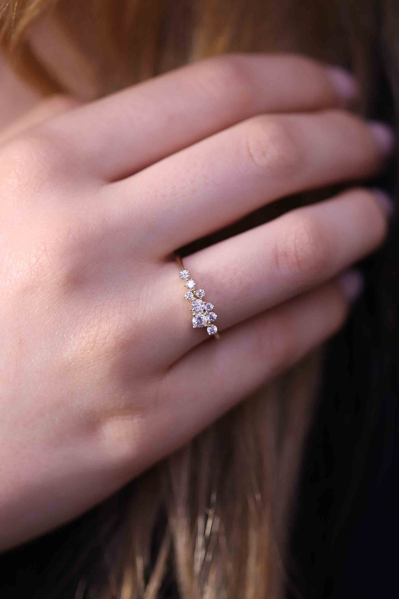 Diamond Stackable Ring / Diamond Wedding Band / 14k Gold Minimalist Ring