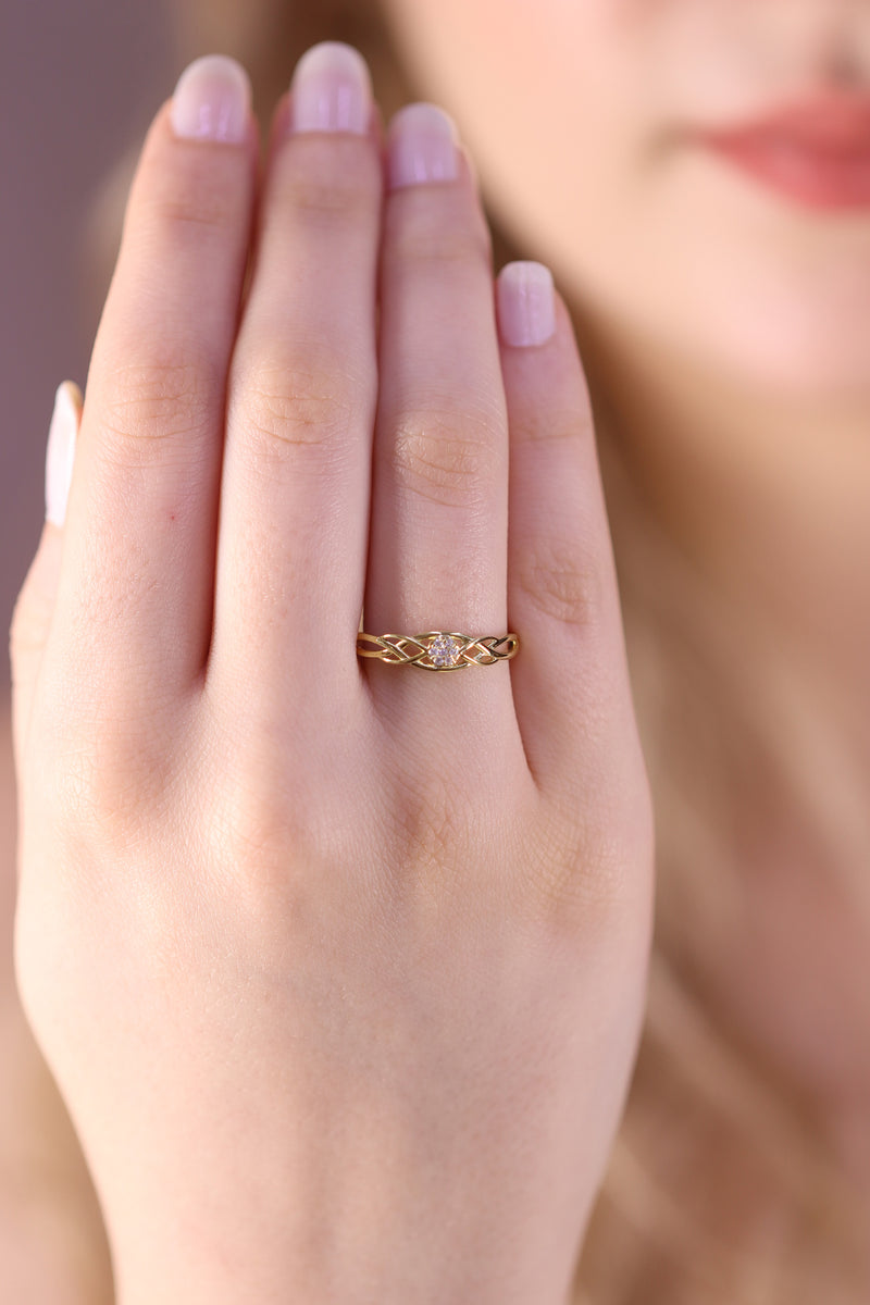 7 Stone Diamond Wedding Ring