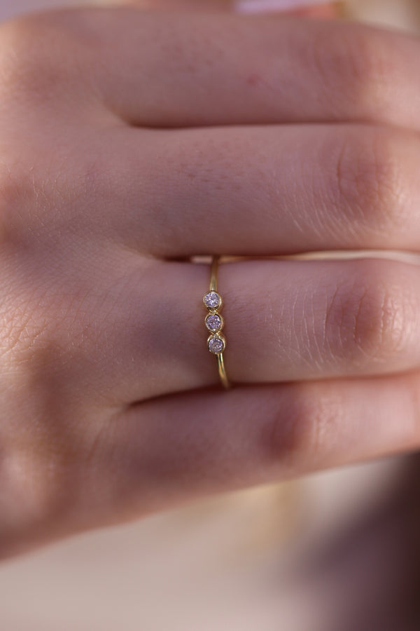 14K Diamond Wedding Ring