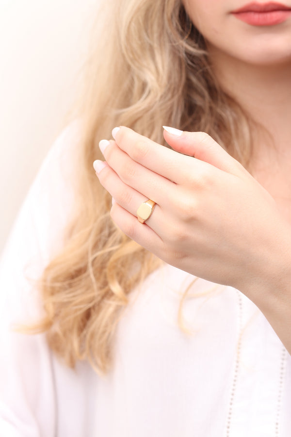 14k Gold Engraved Unisex Signet Ring